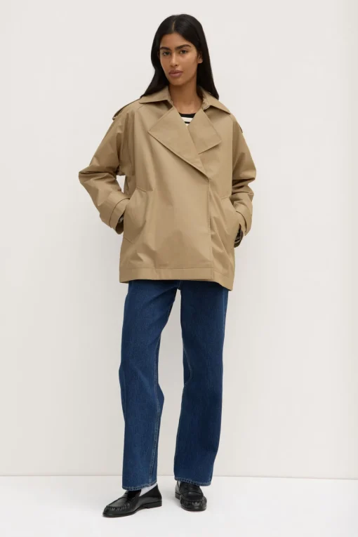 Arden Short Mac Jacket