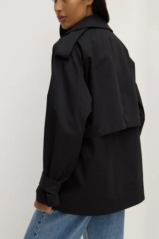 Arden Short Mac Jacket
