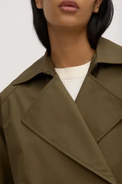 Arden Short Mac Jacket