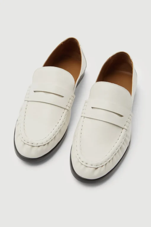 Avenue Leather Loafer