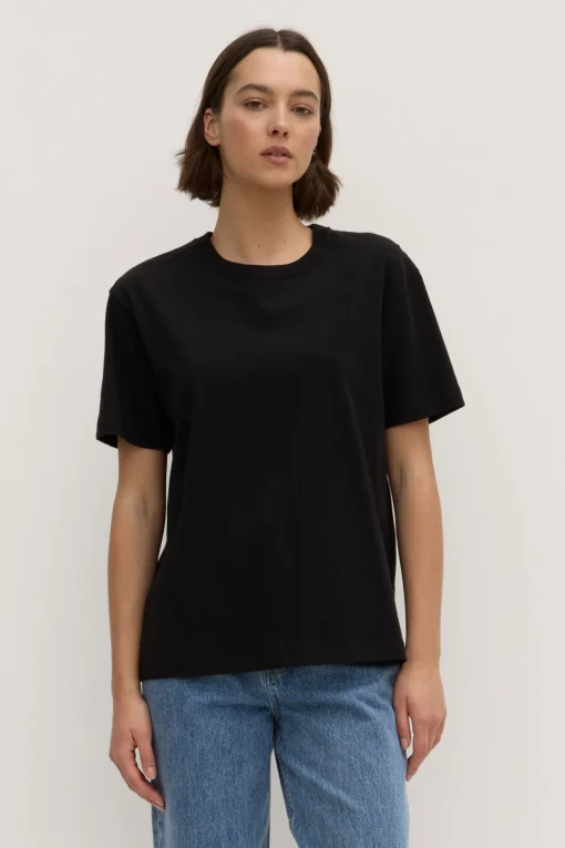 Base Tee