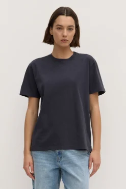 Base Tee