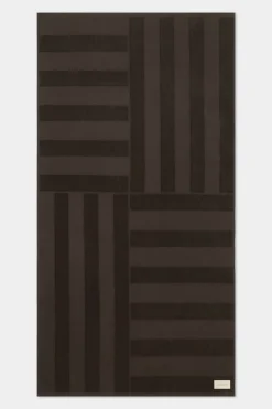 Jacquard Tile Beach Towel