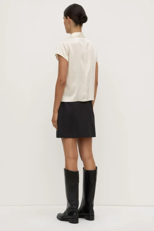Karri Silk Short Sleeve Shirt