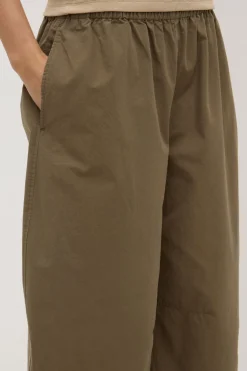 Lola Barrel Pant