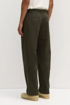Miles Pleated Chino