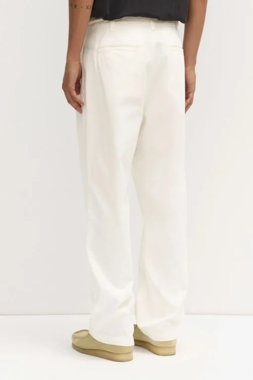 Miles Pleated Chino