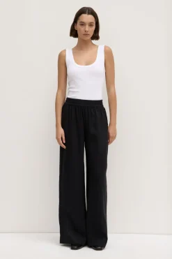 Nilsa Pant