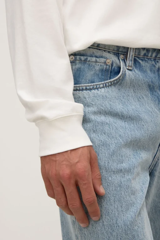 Straight Jean