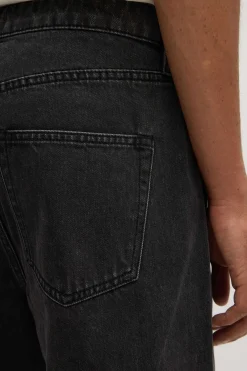 Straight Jean