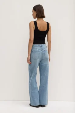 Womens Relaxed Jean